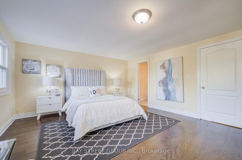 Photo 25 at 107 Enchanted Hills Crescent, Milliken, Toronto