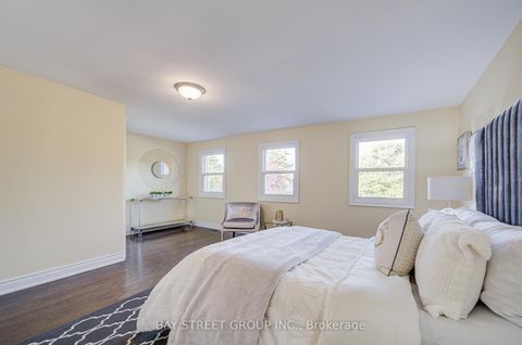 Photo 27 at 107 Enchanted Hills Crescent, Milliken, Toronto