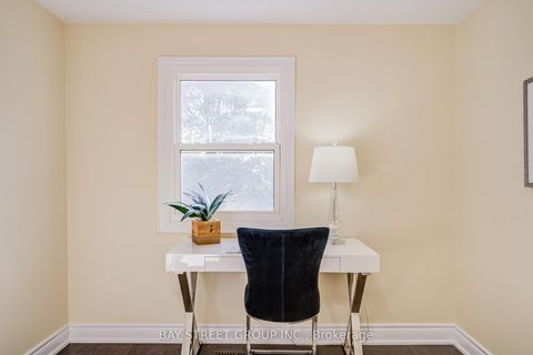Photo 30 at 107 Enchanted Hills Crescent, Milliken, Toronto