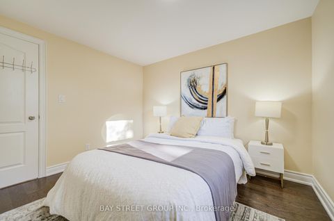 Photo 35 at 107 Enchanted Hills Crescent, Milliken, Toronto