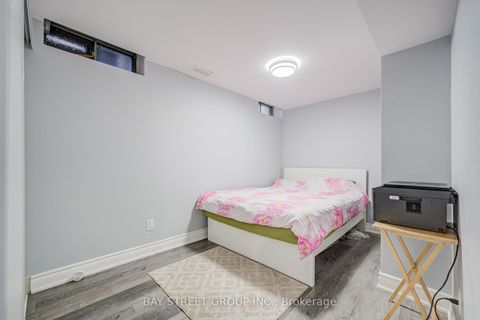 Photo 41 at 107 Enchanted Hills Crescent, Milliken, Toronto