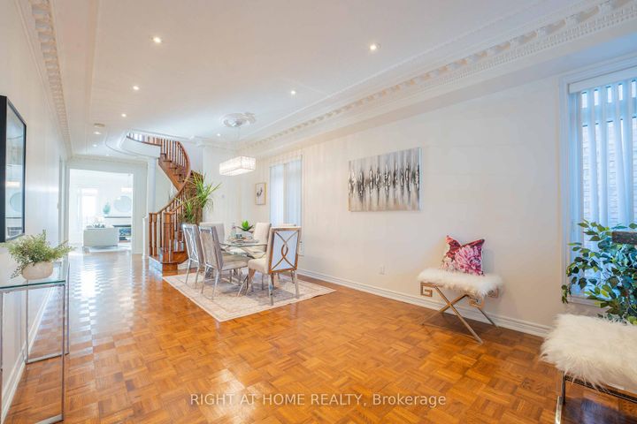 Photo 4 at 86 Dewpoint Road, Patterson, Vaughan