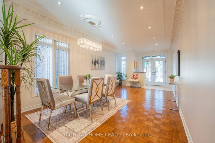 Photo 6 at 86 Dewpoint Road, Patterson, Vaughan