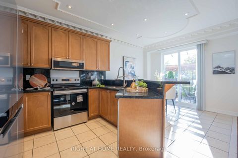 Photo 10 at 86 Dewpoint Road, Patterson, Vaughan