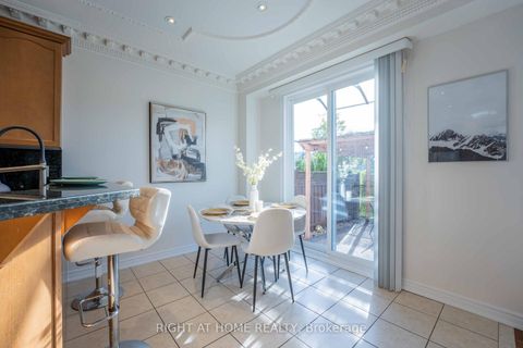 Photo 12 at 86 Dewpoint Road, Patterson, Vaughan
