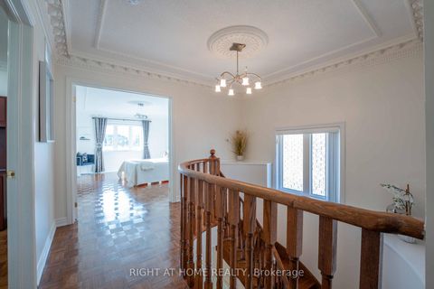 Photo 16 at 86 Dewpoint Road, Patterson, Vaughan