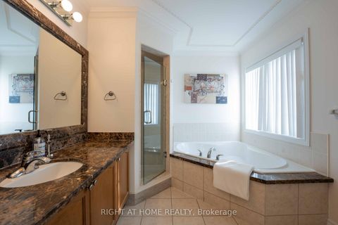 Photo 19 at 86 Dewpoint Road, Patterson, Vaughan
