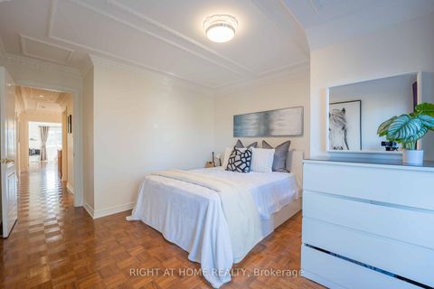 Photo 24 at 86 Dewpoint Road, Patterson, Vaughan