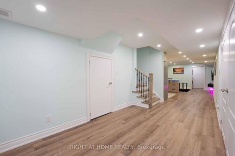 Photo 29 at 86 Dewpoint Road, Patterson, Vaughan