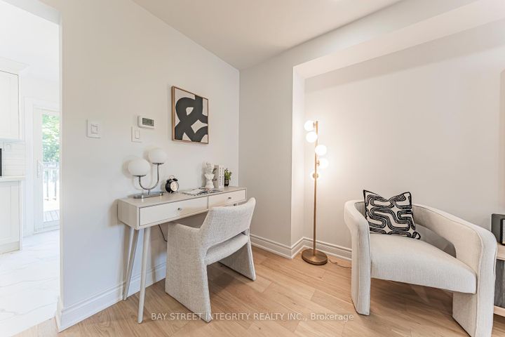 Photo 9 at 6847 Dillingwood Drive, Lisgar, Mississauga