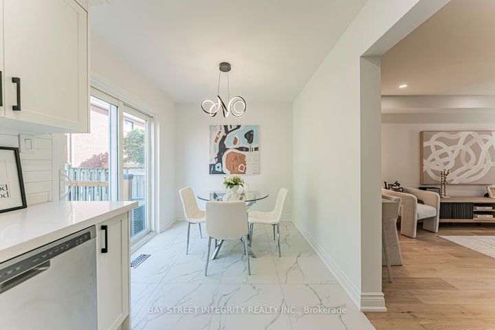 Photo 16 at 6847 Dillingwood Drive, Lisgar, Mississauga