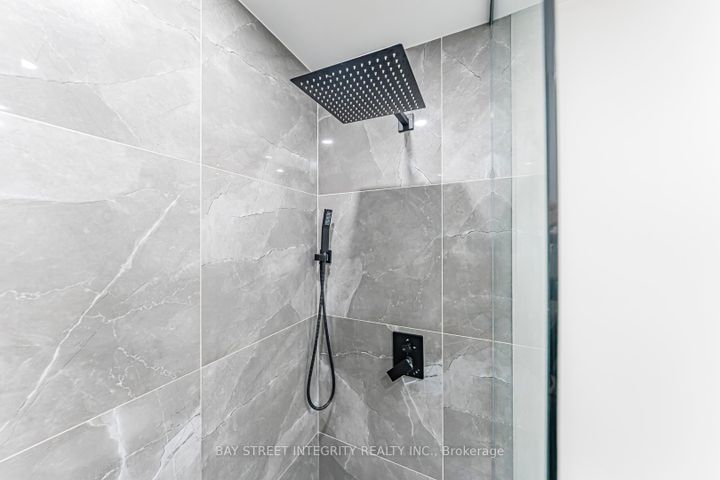 Photo 28 at 6847 Dillingwood Drive, Lisgar, Mississauga