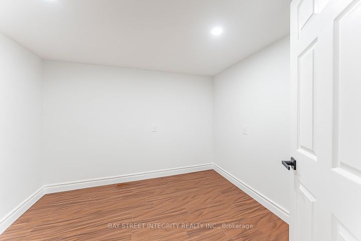 Photo 42 at 6847 Dillingwood Drive, Lisgar, Mississauga