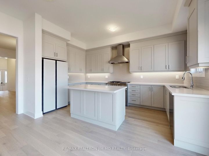 Photo 8 at 20 Nanhai Avenue, Angus Glen, Markham