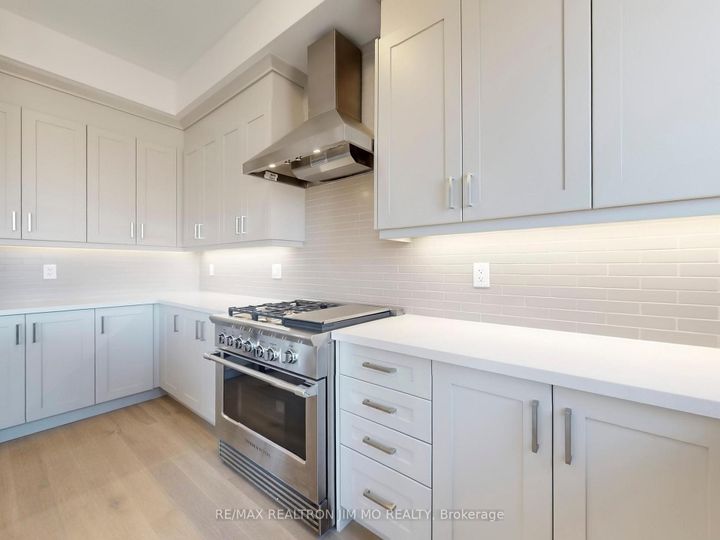Photo 10 at 20 Nanhai Avenue, Angus Glen, Markham