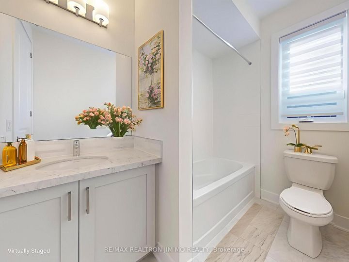 Photo 25 at 20 Nanhai Avenue, Angus Glen, Markham