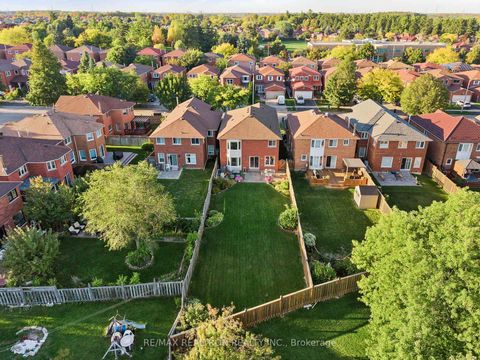Photo 2 at 62 Darby Court, Rouge E11, Toronto