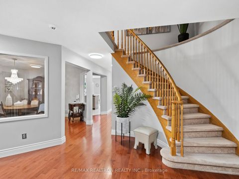 Photo 3 at 62 Darby Court, Rouge E11, Toronto