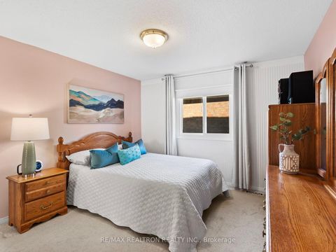 Photo 31 at 62 Darby Court, Rouge E11, Toronto
