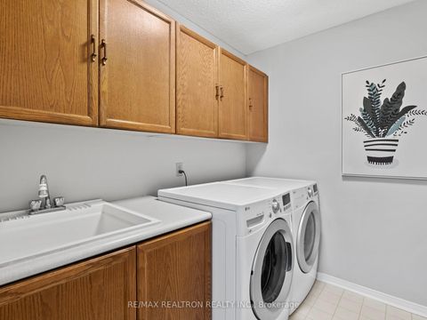 Photo 36 at 62 Darby Court, Rouge E11, Toronto