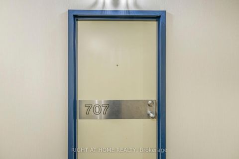 Photo 2 at 707 - 2466 Eglinton Avenue E, Eglinton East, Toronto