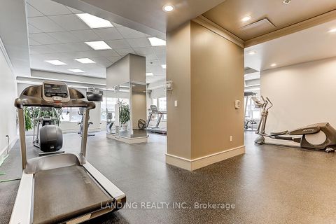 Photo 25 at 716 - 909 Bay Street, Bay Street Corridor, Toronto