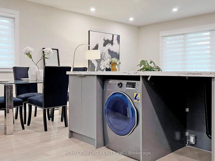 Photo 12 at 270 Brighton Avenue, Bathurst Manor, Toronto