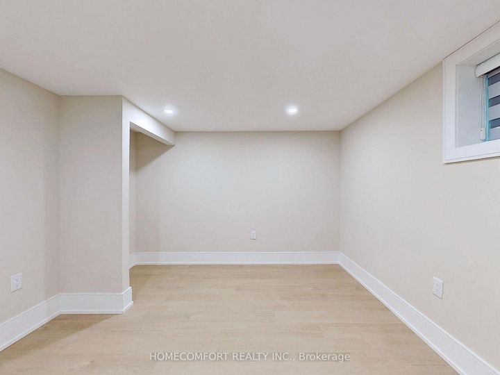 Photo 30 at 270 Brighton Avenue, Bathurst Manor, Toronto