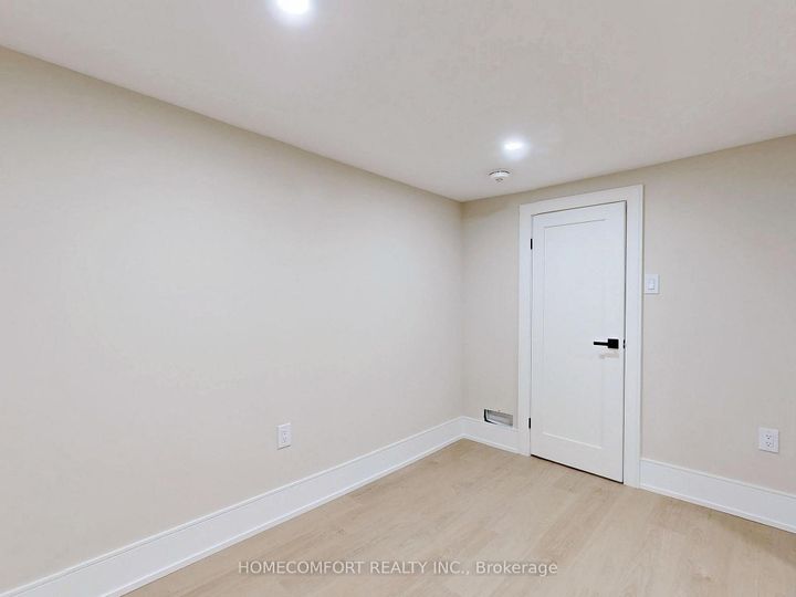 Photo 31 at 270 Brighton Avenue, Bathurst Manor, Toronto