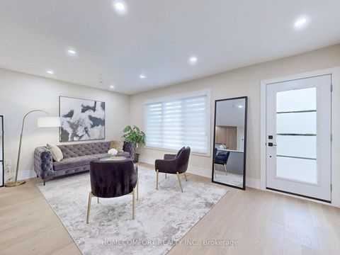 Photo 6 at 270 Brighton Avenue, Bathurst Manor, Toronto