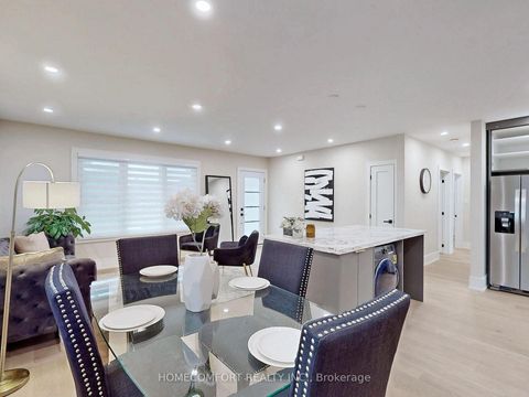 Photo 9 at 270 Brighton Avenue, Bathurst Manor, Toronto