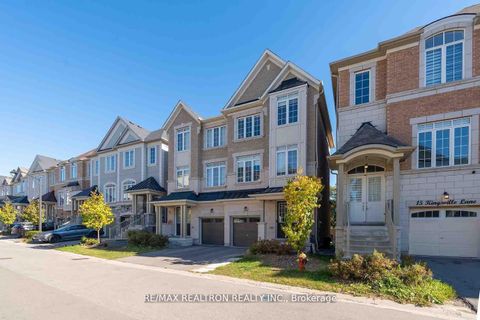Photo 1 at 17 Kingsville Lane, Mill Pond, Richmond Hill