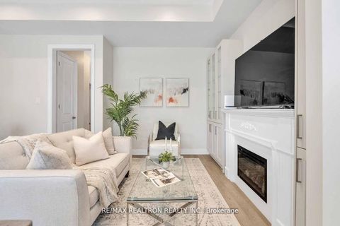 Photo 8 at 17 Kingsville Lane, Mill Pond, Richmond Hill