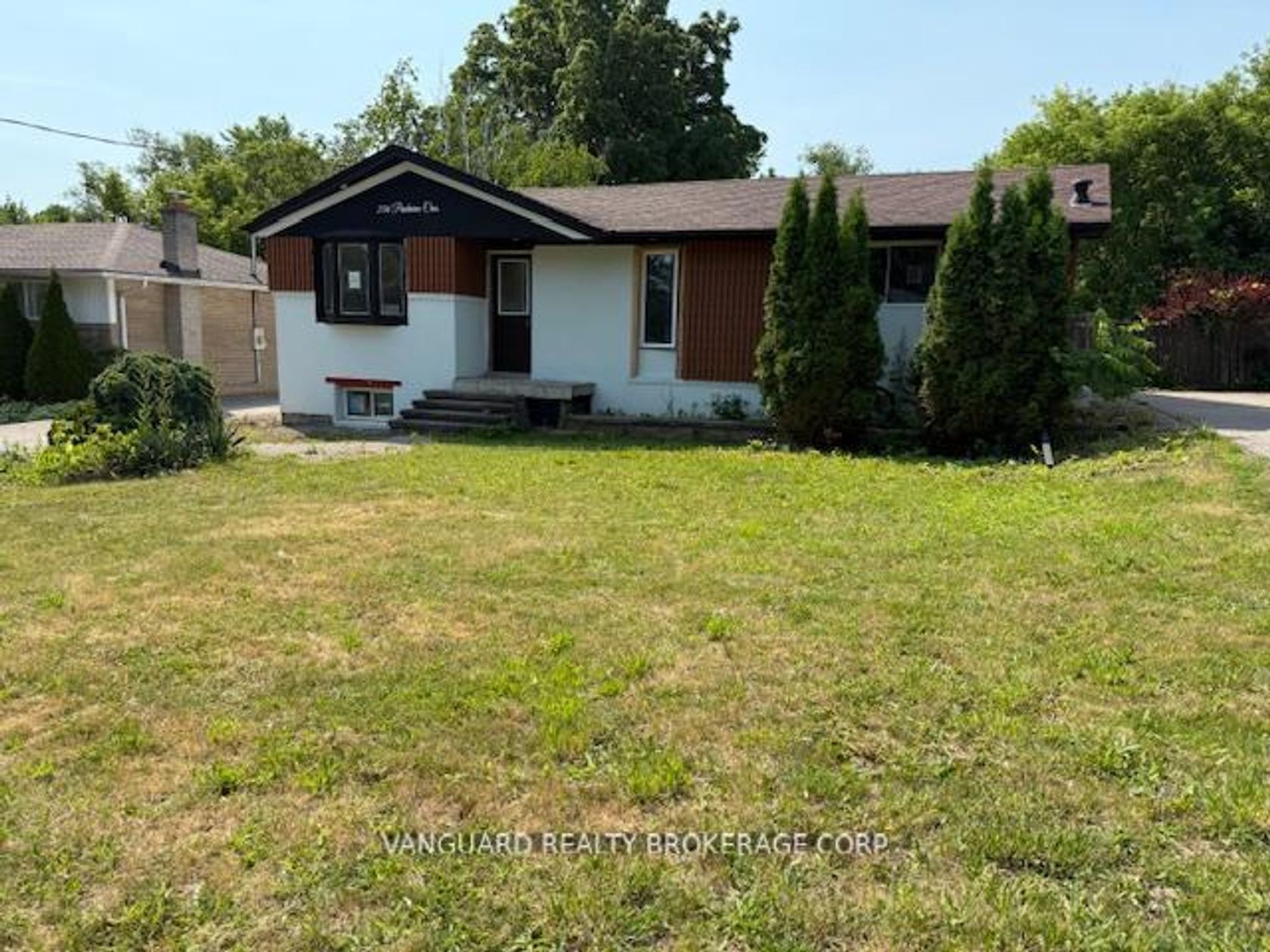 206 Parkview Crescent, Central Newmarket, Newmarket photo 4