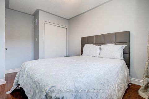 Photo 28 at 22 Michelle Drive, East Woodbridge, Vaughan