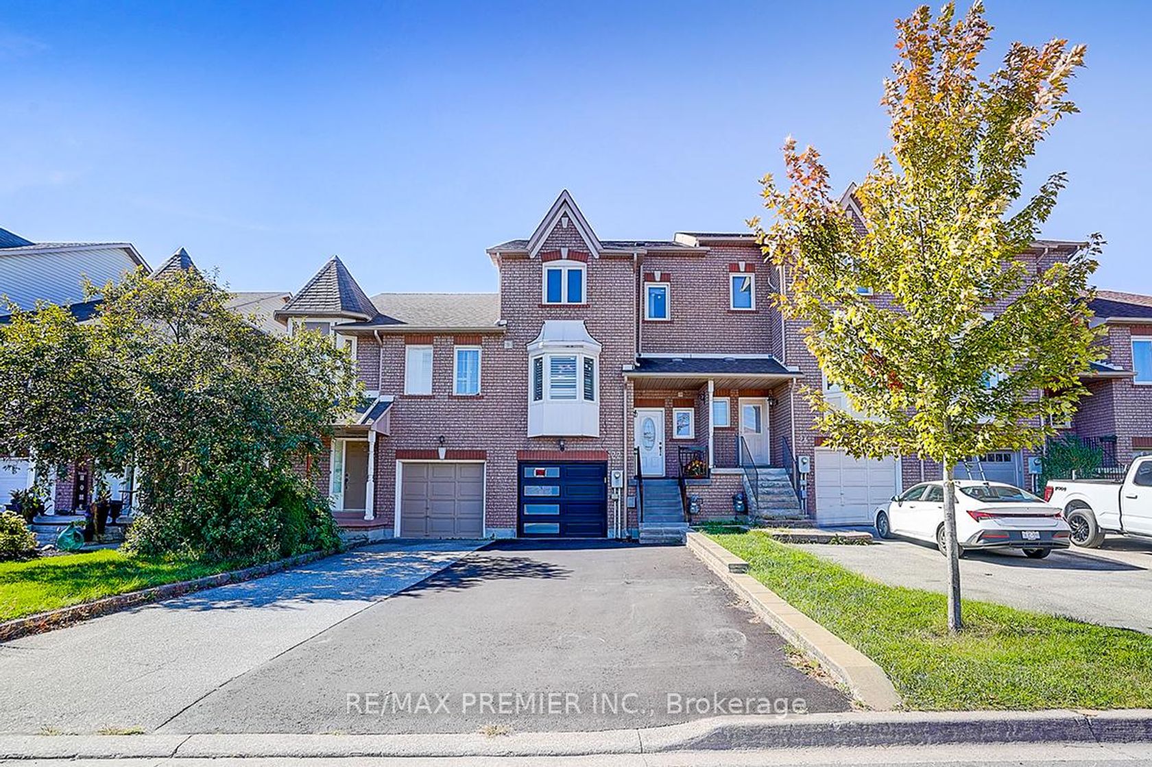 22 Michelle Drive, East Woodbridge, Vaughan 