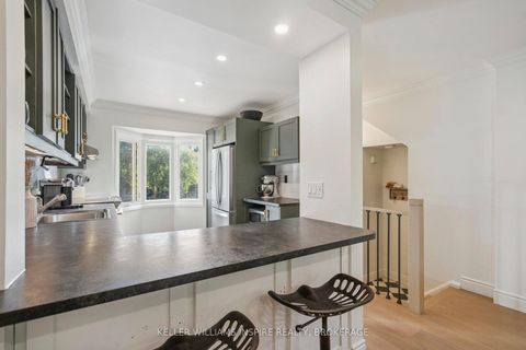 Photo 12 at 65 Normandy Place, CO Central, Oakville
