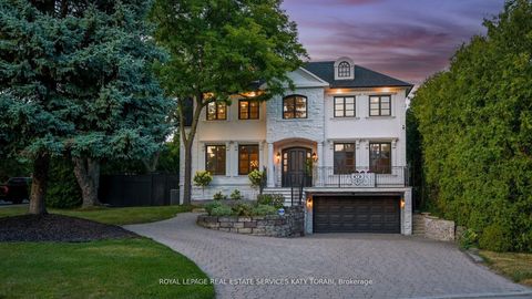 Photo 42 at 2 Gordon Road, Windfields, Toronto