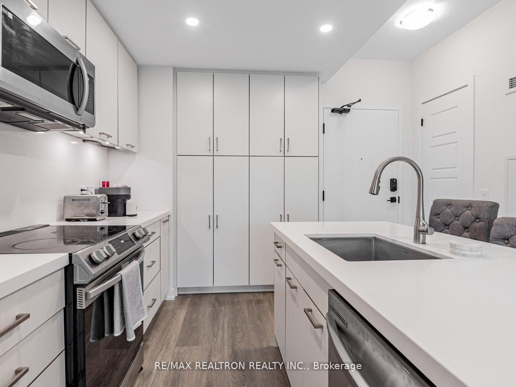 345 - 415 Sea Ray Avenue, Rural Innisfil, Innisfil photo number 2 345 - 415 Sea Ray Avenue, Rural Innisfil, Innisfil photo number 2