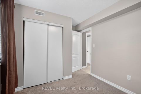 Photo 12 at 11 - 53 Ferndale Drive S, Ardagh, Barrie Photo 12 at 11 - 53 Ferndale Drive S, Ardagh, Barrie