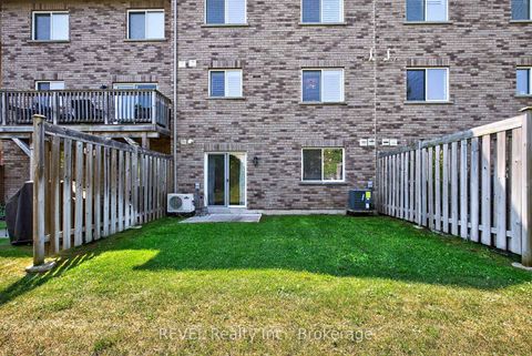 Photo 16 at 11 - 53 Ferndale Drive S, Ardagh, Barrie Photo 16 at 11 - 53 Ferndale Drive S, Ardagh, Barrie