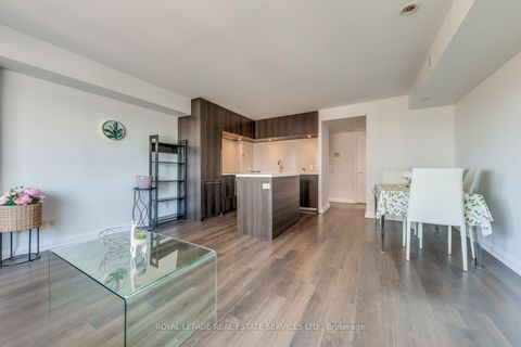 Photo 15 at 2213 - 155 Yorkville Avenue, Annex, Toronto