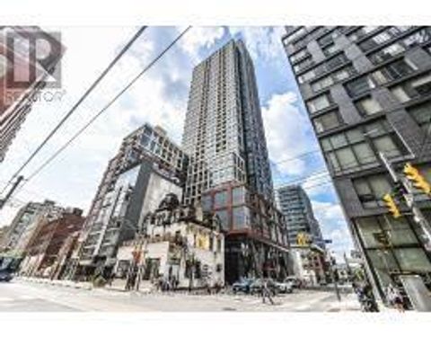 Photo 18 at 108 Peter Street, Waterfront Communities C1, Toronto