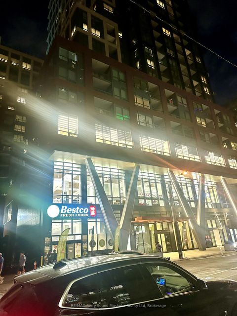 Photo 22 at 108 Peter Street, Waterfront Communities C1, Toronto