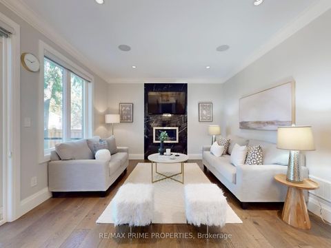 Photo 4 at 116 Pinegrove Avenue, Cliffside, Toronto