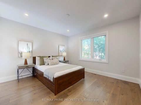 Photo 17 at 116 Pinegrove Avenue, Cliffside, Toronto