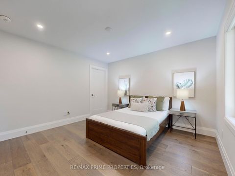 Photo 18 at 116 Pinegrove Avenue, Cliffside, Toronto
