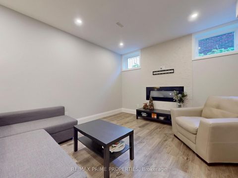 Photo 22 at 116 Pinegrove Avenue, Cliffside, Toronto
