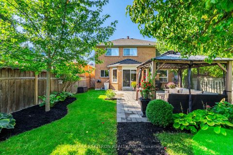 Photo 34 at 499 Silken Laumann Drive, Wyndham, Newmarket