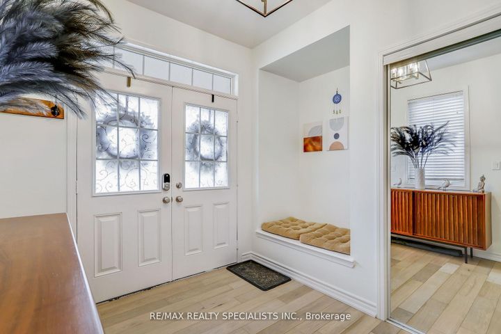 Photo 1 at 918 Savoline Boulevard, HA Harrison, Milton